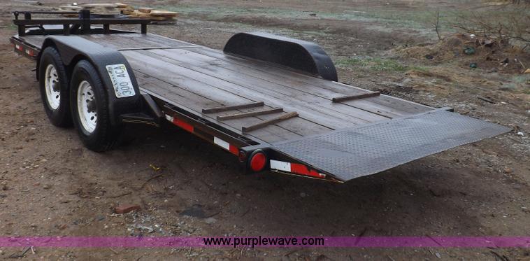 image for item H7215 2002 Neal tandem axle tilt deck trailer