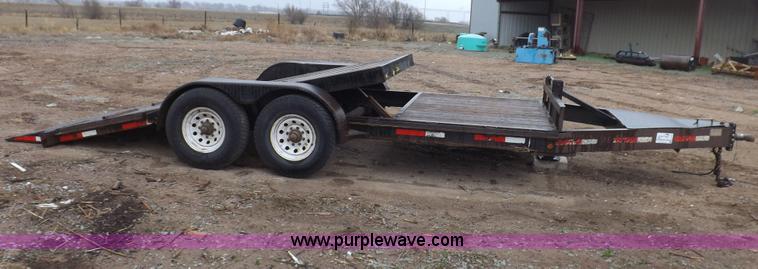 image for item H7215 2002 Neal tandem axle tilt deck trailer