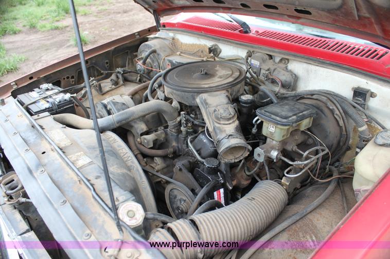 image for item H7499 1984 Chevrolet S10 pickup truck