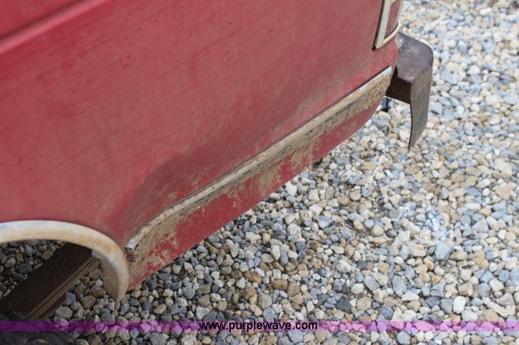 image for item H7499 1984 Chevrolet S10 pickup truck