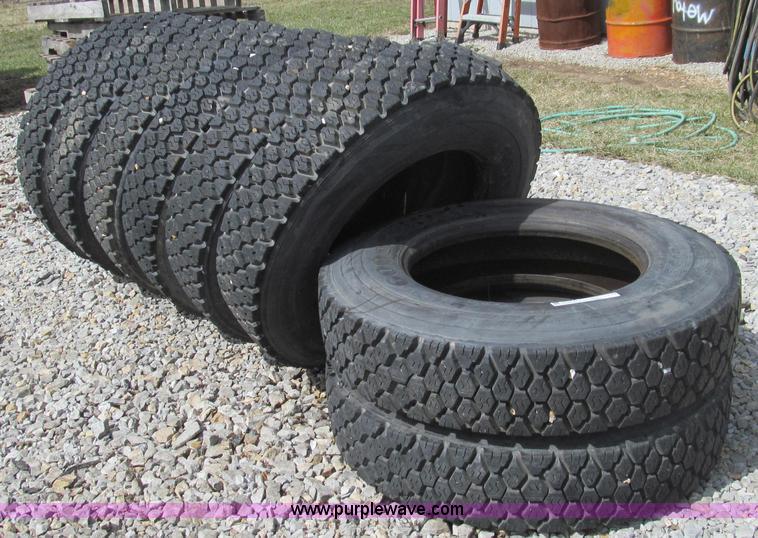 (8) Goodyear G159 unisteel radial truck tires in California, MO Item O9162 sold Purple Wave