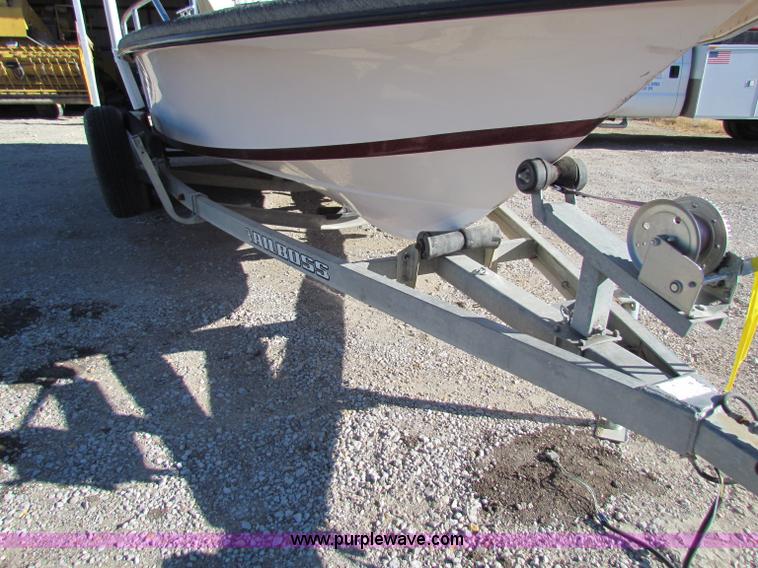 image for item V9432 1997 Cajun 22' fishing boat