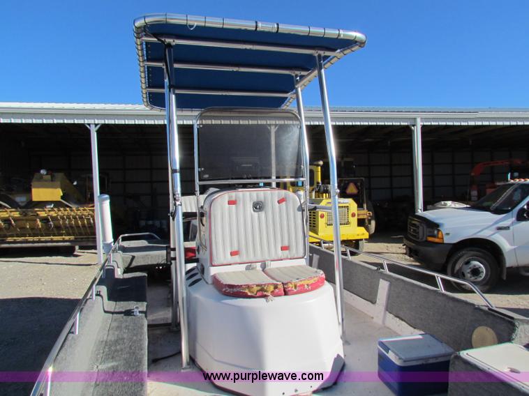 image for item V9432 1997 Cajun 22' fishing boat