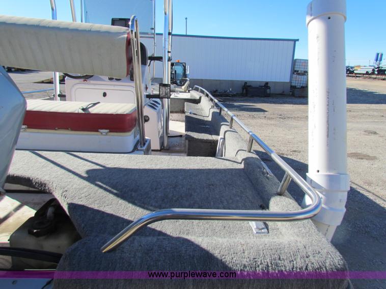 image for item V9432 1997 Cajun 22' fishing boat