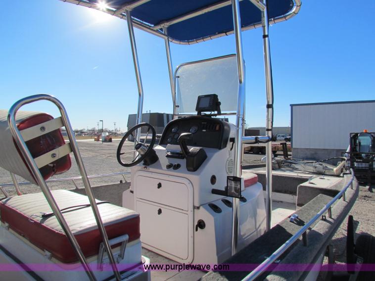 image for item V9432 1997 Cajun 22' fishing boat