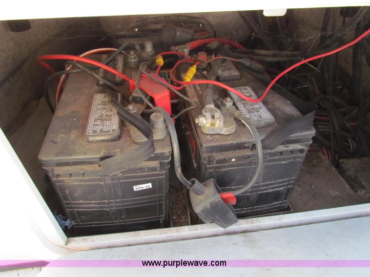 image for item V9432 1997 Cajun 22' fishing boat