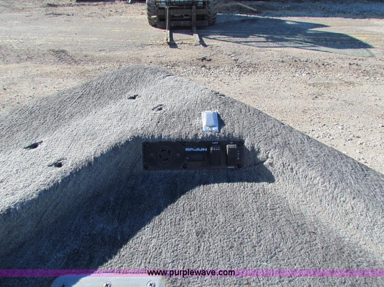 image for item V9432 1997 Cajun 22' fishing boat