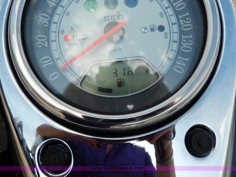 image for item W9776 2005 Kawasaki Vulcan V Classic motorcycle