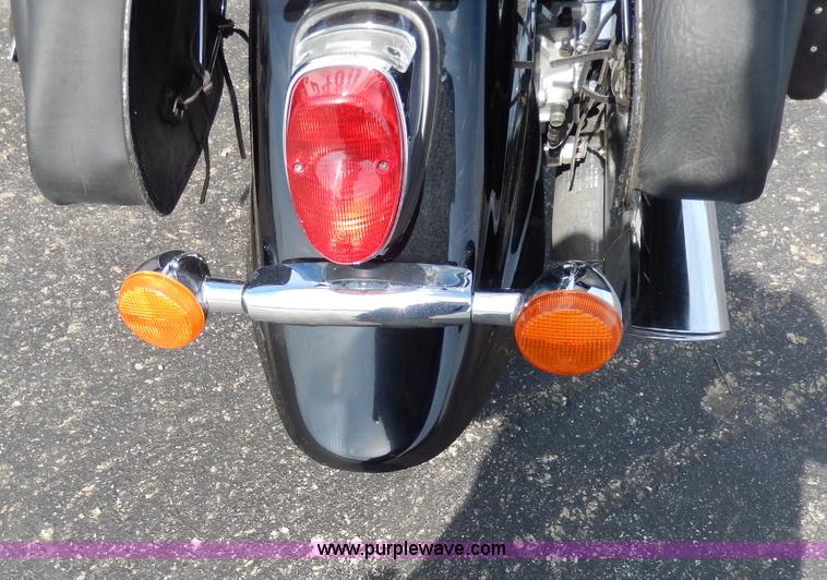 image for item W9776 2005 Kawasaki Vulcan V Classic motorcycle