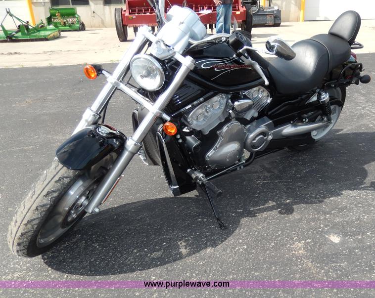 image for item W9777 2005 Harley Davidson Night Rod motorcycle