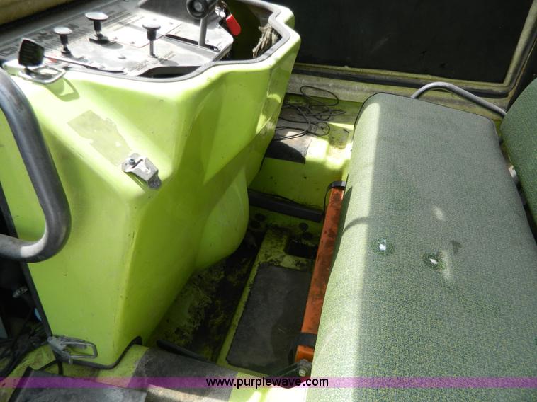 image for item Y9290 1974 Cushman Trackster utility vehicle