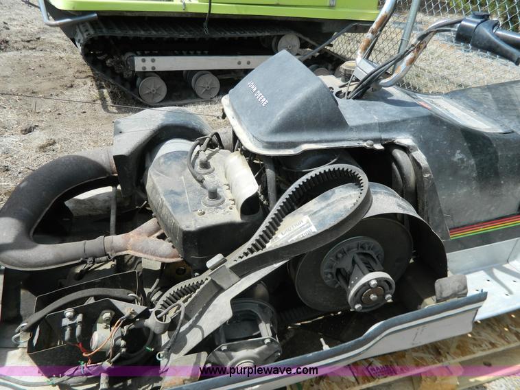 image for item Y9291 1979 John Deere Sport Fire snowmobile