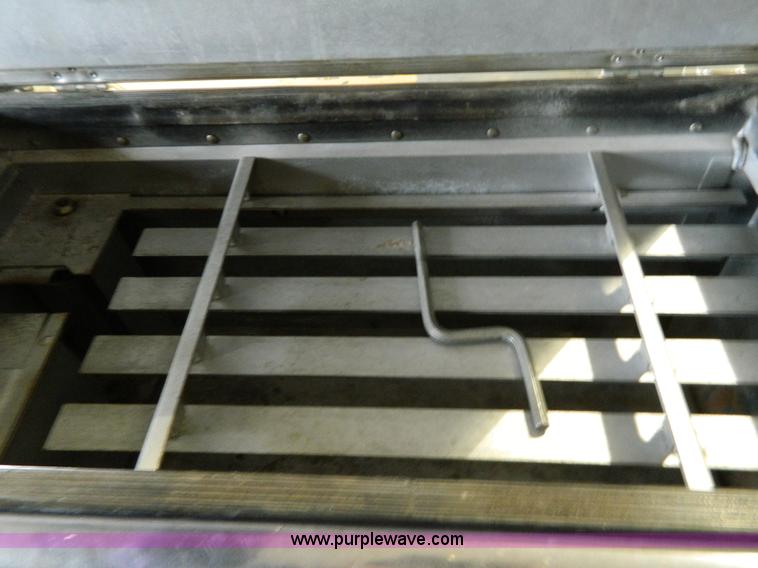 image for item Y9296 7 UP beverage cooler