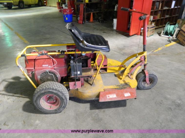 image for item Y9297 Wegele Scooter mower