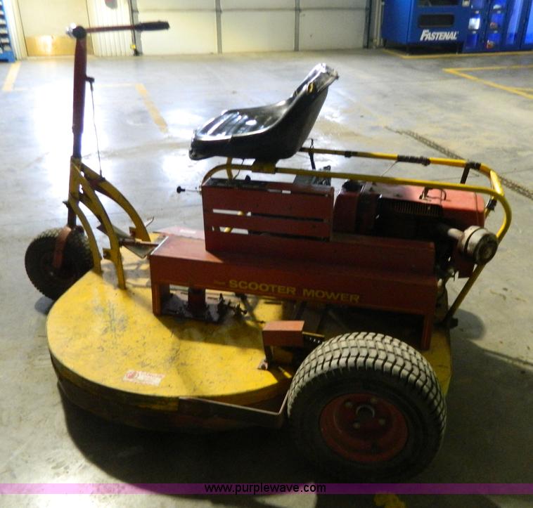 image for item Y9297 Wegele Scooter mower