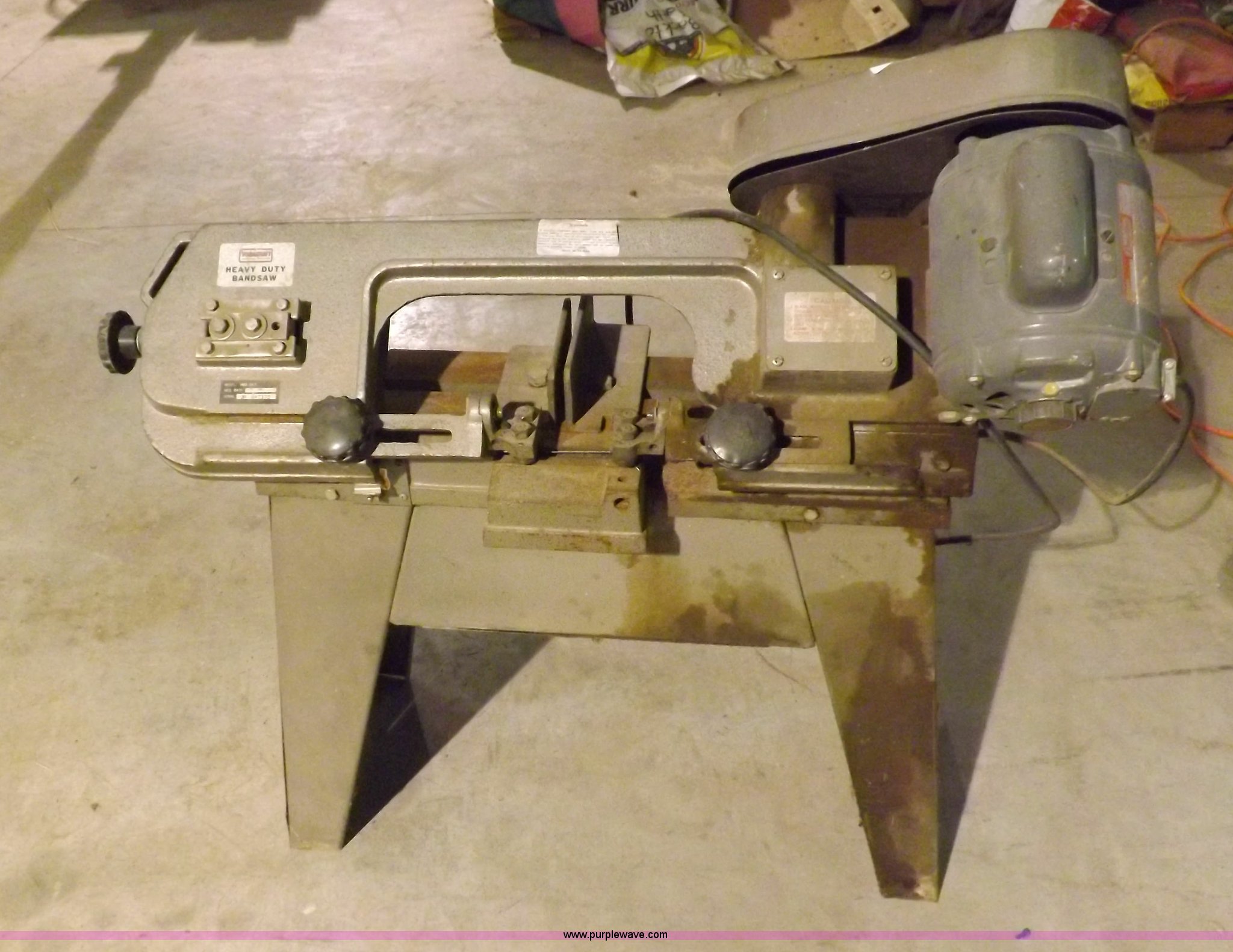 Duracraft bandsaw in Dodge City, KS Item H7212 sold Purple Wave