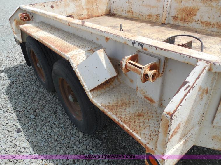 image for item AD9385 1997 Brinks pole trailer