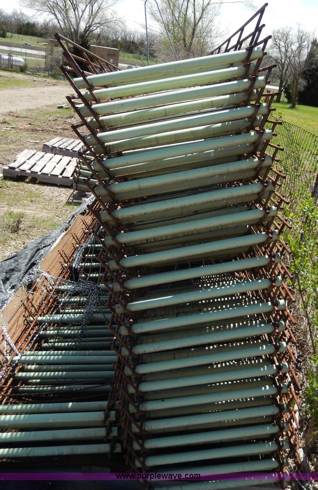 image for item AJ9956 Assorted concrete baskets