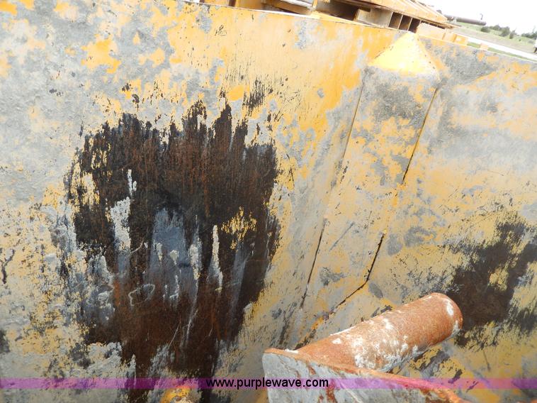 image for item AJ9991 Gomaco Jersey barrier mold