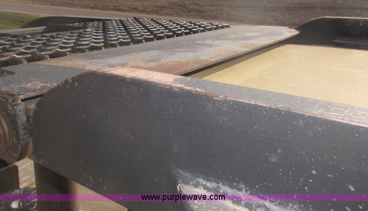 image for item B5479 1995 John Deere 850C dozer