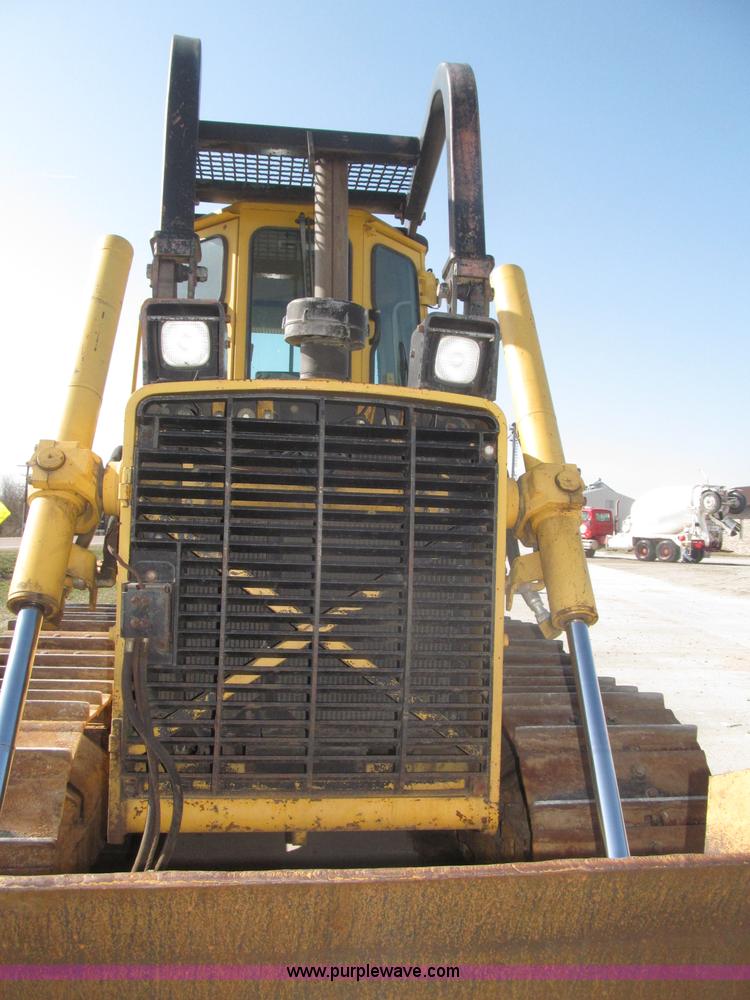 image for item B5479 1995 John Deere 850C dozer