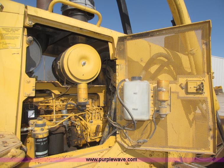 image for item B5479 1995 John Deere 850C dozer