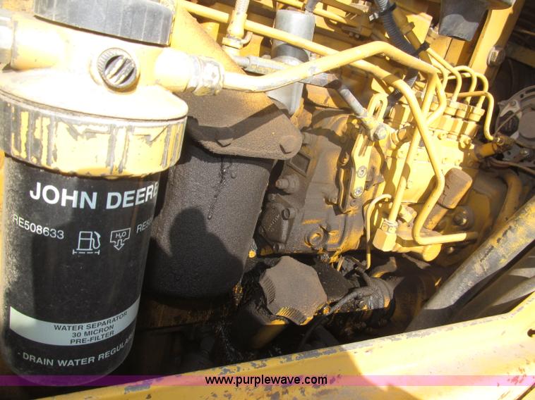 image for item B5479 1995 John Deere 850C dozer