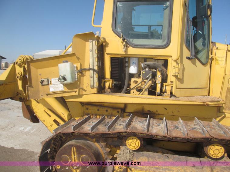 image for item B5479 1995 John Deere 850C dozer