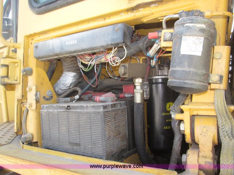 image for item B5479 1995 John Deere 850C dozer