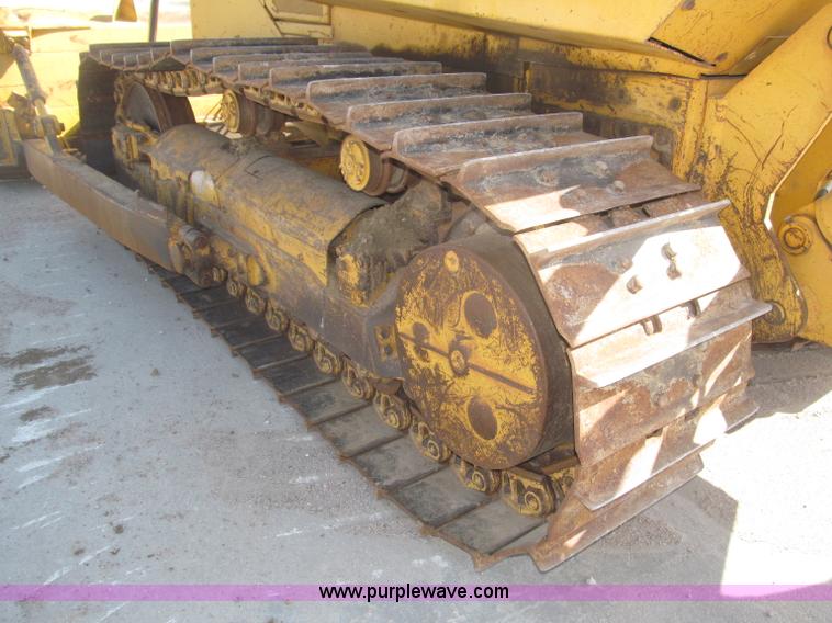 image for item B5479 1995 John Deere 850C dozer
