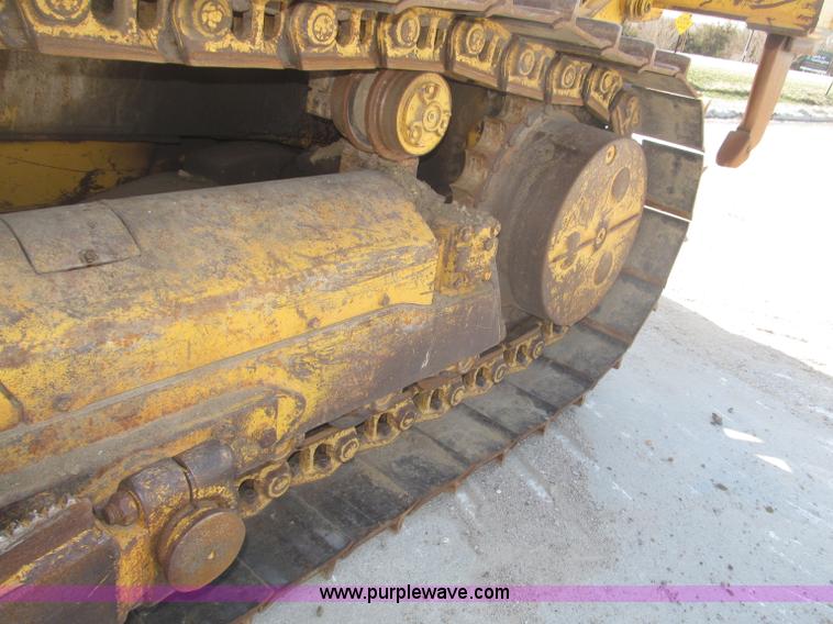 image for item B5479 1995 John Deere 850C dozer