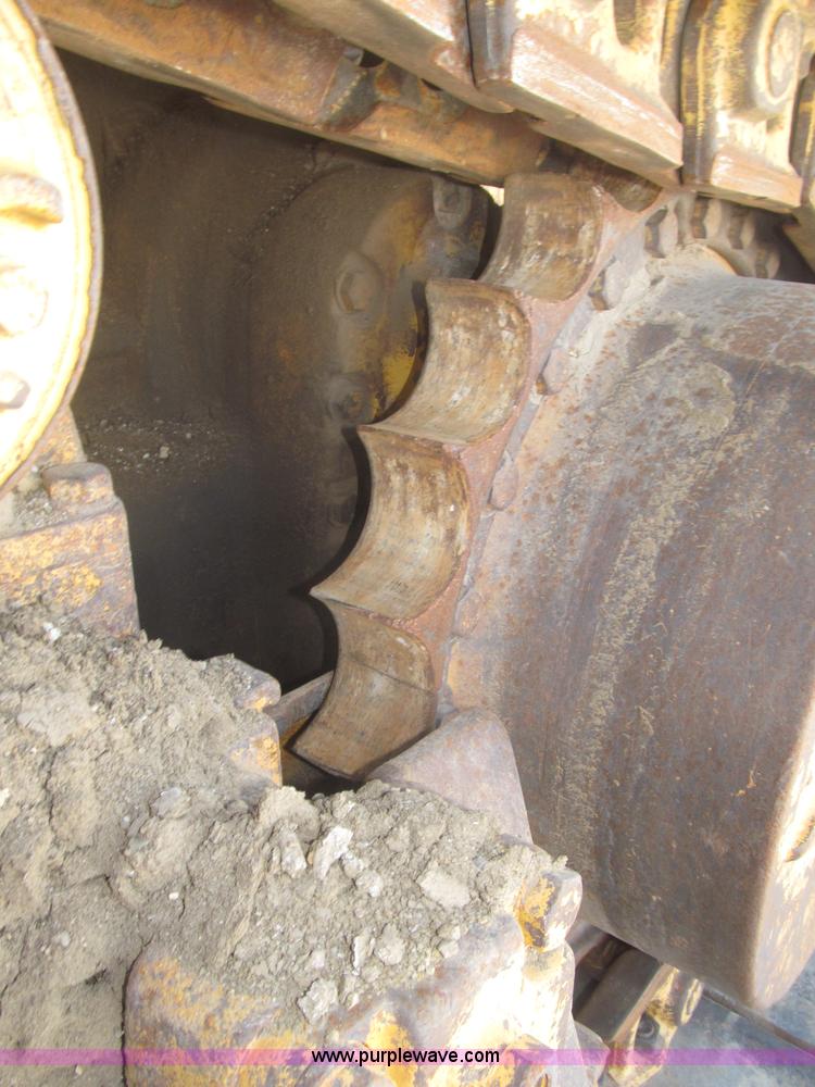 image for item B5479 1995 John Deere 850C dozer