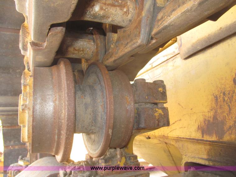 image for item B5479 1995 John Deere 850C dozer