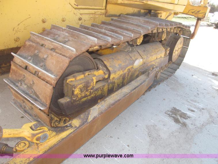 image for item B5479 1995 John Deere 850C dozer