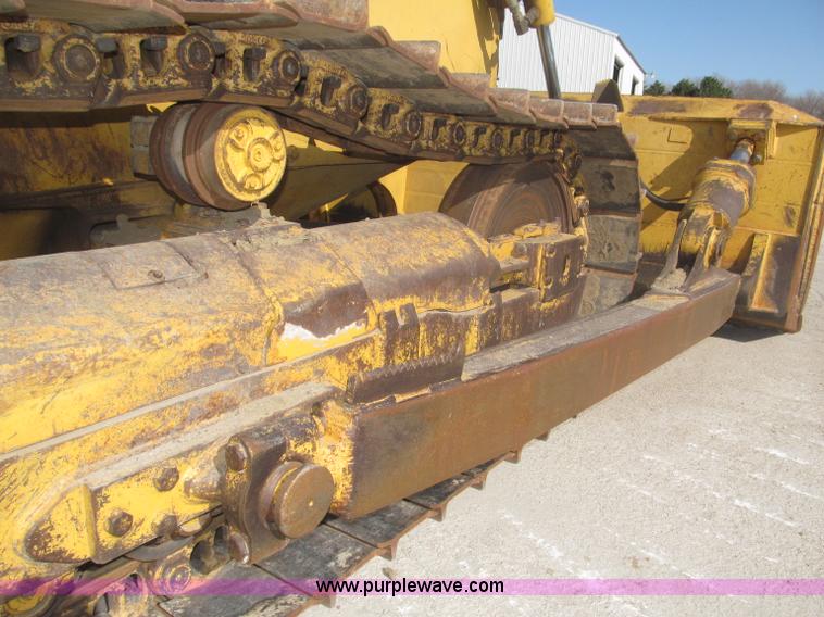 image for item B5479 1995 John Deere 850C dozer