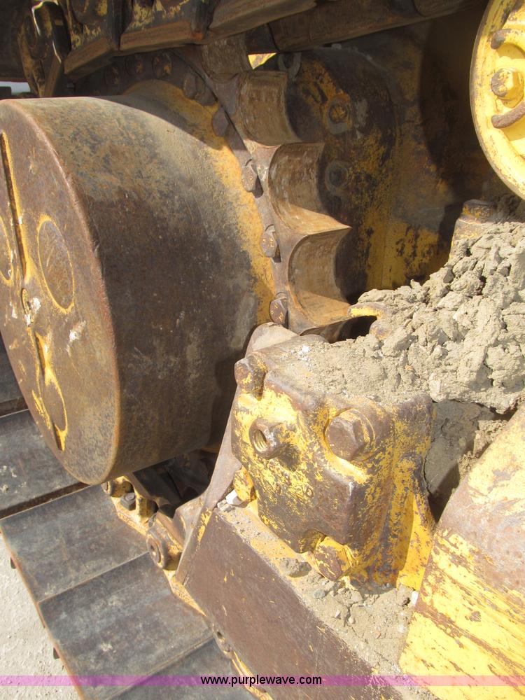 image for item B5479 1995 John Deere 850C dozer