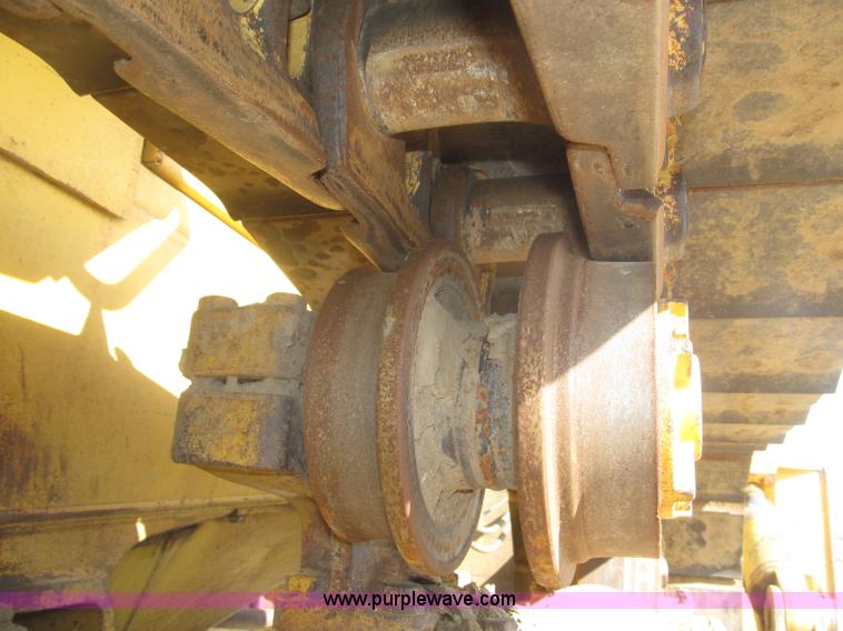 image for item B5479 1995 John Deere 850C dozer