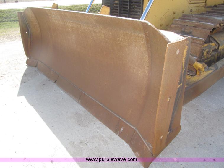 image for item B5479 1995 John Deere 850C dozer