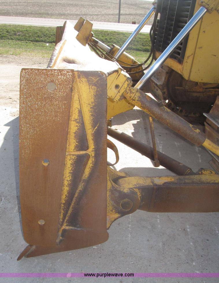 image for item B5479 1995 John Deere 850C dozer