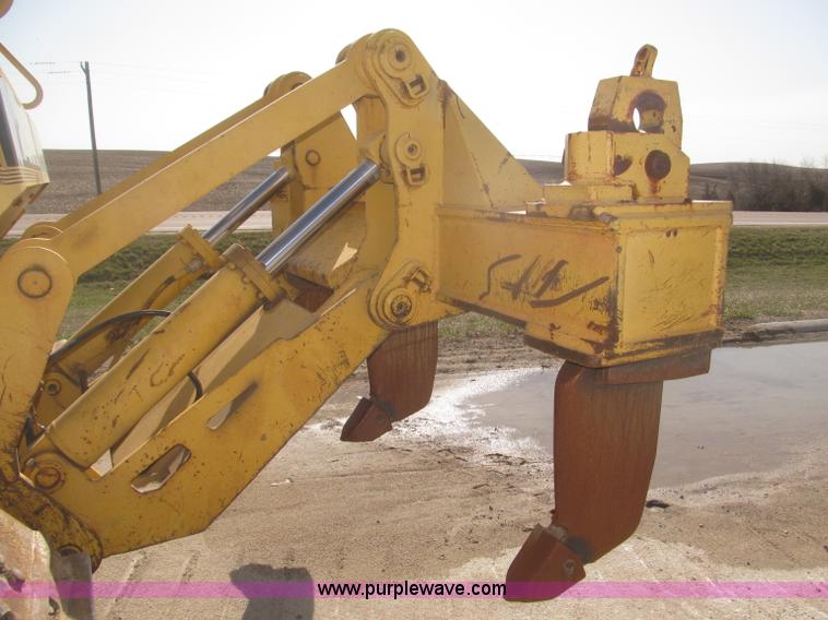 image for item B5479 1995 John Deere 850C dozer