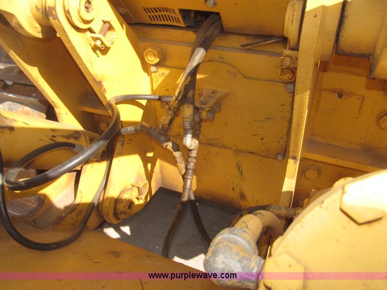 image for item B5479 1995 John Deere 850C dozer