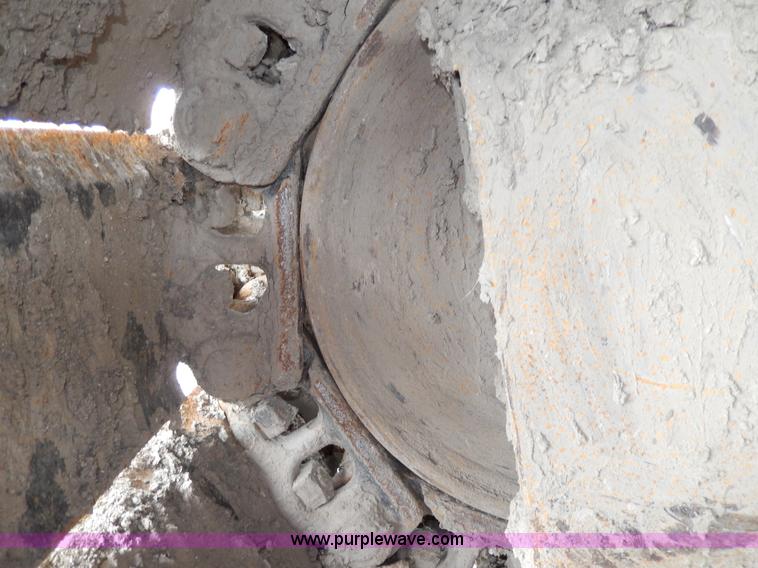 image for item D8166 2004 Caterpillar 320CL excavator