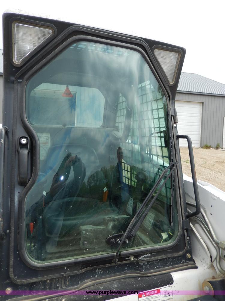 image for item D8168 2007 Bobcat T180 skid steer