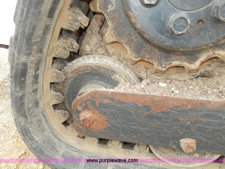 image for item D8168 2007 Bobcat T180 skid steer