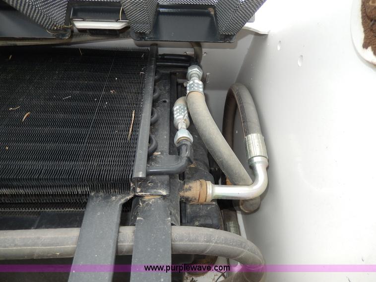 image for item D8168 2007 Bobcat T180 skid steer