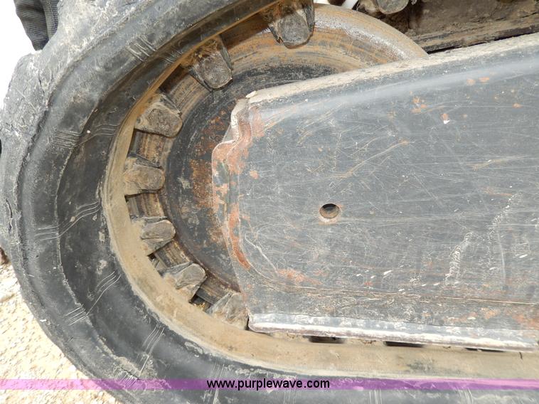image for item D8168 2007 Bobcat T180 skid steer