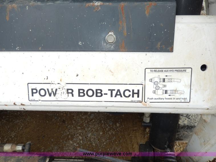 image for item D8168 2007 Bobcat T180 skid steer