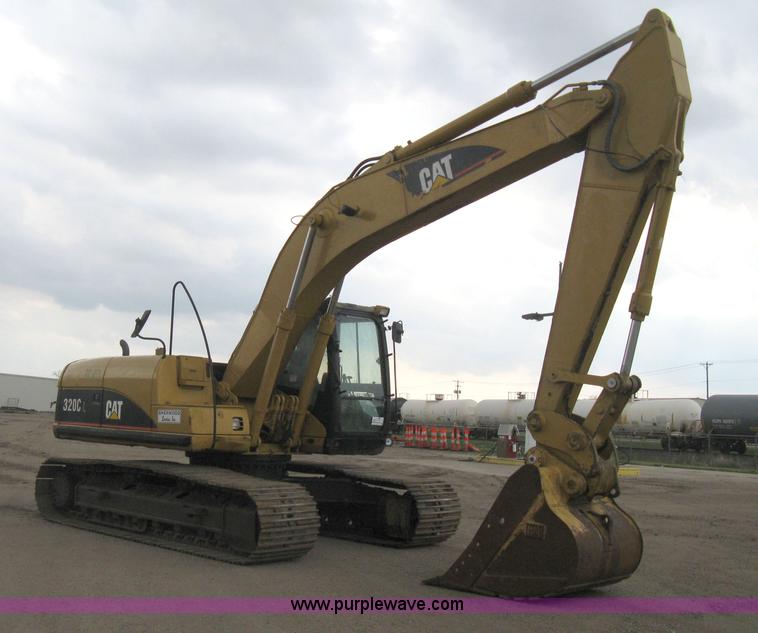 image for item E3420 2001 Caterpillar 320CL excavator
