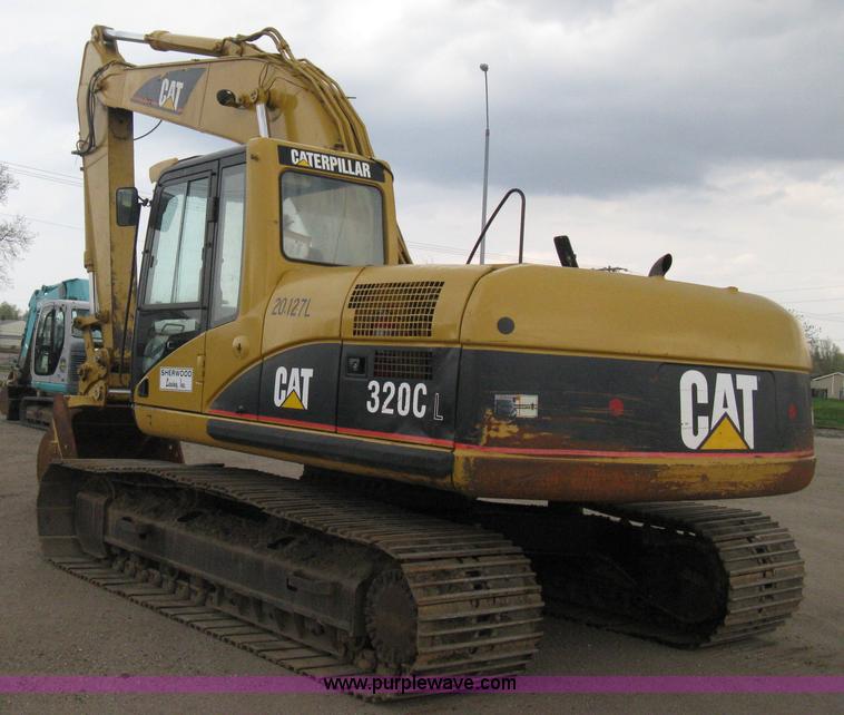 image for item E3420 2001 Caterpillar 320CL excavator