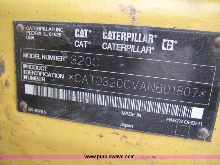 image for item E3420 2001 Caterpillar 320CL excavator